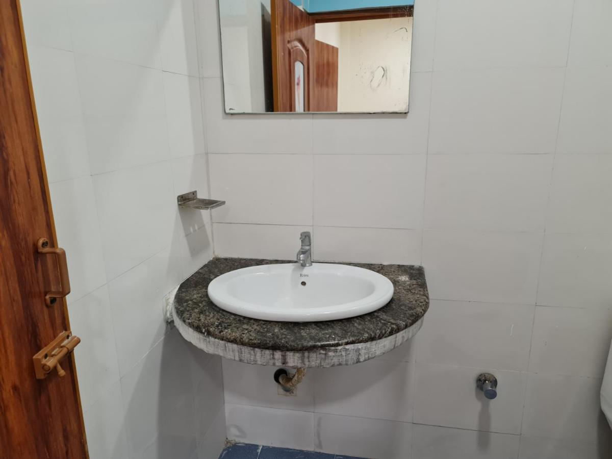 Vijay Shree Inn Vellore Bagian luar foto