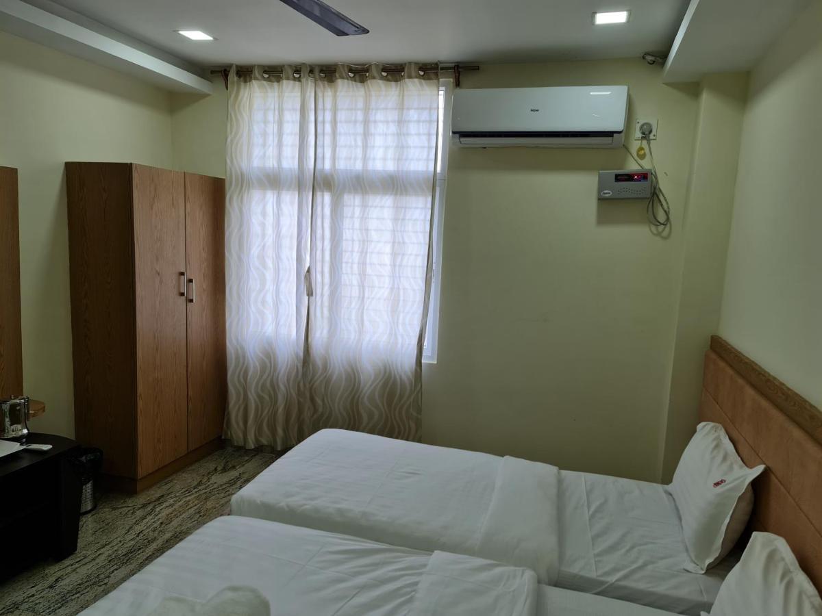 Vijay Shree Inn Vellore Bagian luar foto
