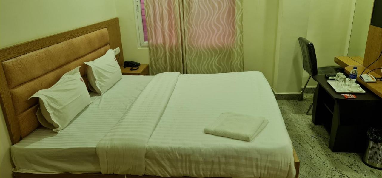 Vijay Shree Inn Vellore Bagian luar foto